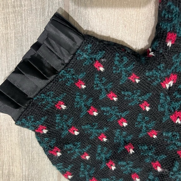 Vintage Susan Bristol woolen blouse - Picture 5 of 11